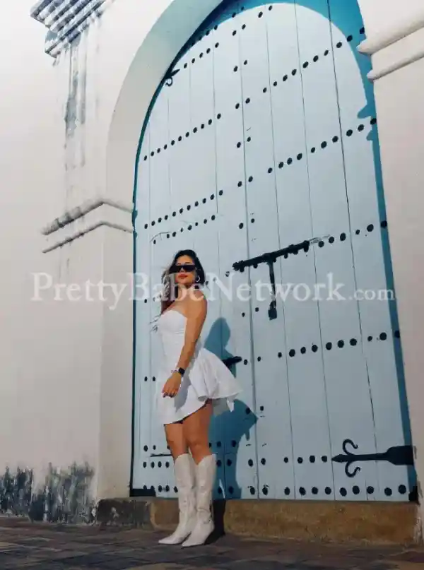 Venezuelan Traveler Carmen Exclusive Female Escort at Greater Noida