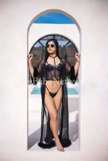 Premium American Bikini Model Sophia—Independent Escort in Noida