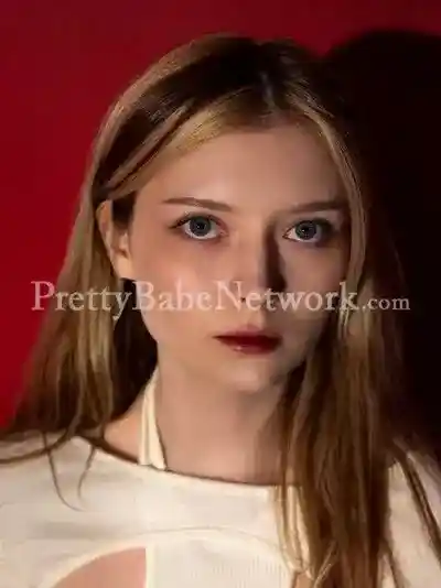 Cute Aliska—Young Russian Escort Babe from Noida Sector 79