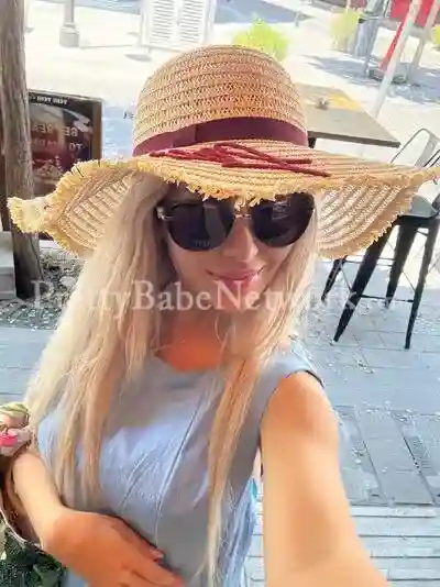 Ivanka—Noida Russian Escort Available At Sector 56 For Full Night Fun