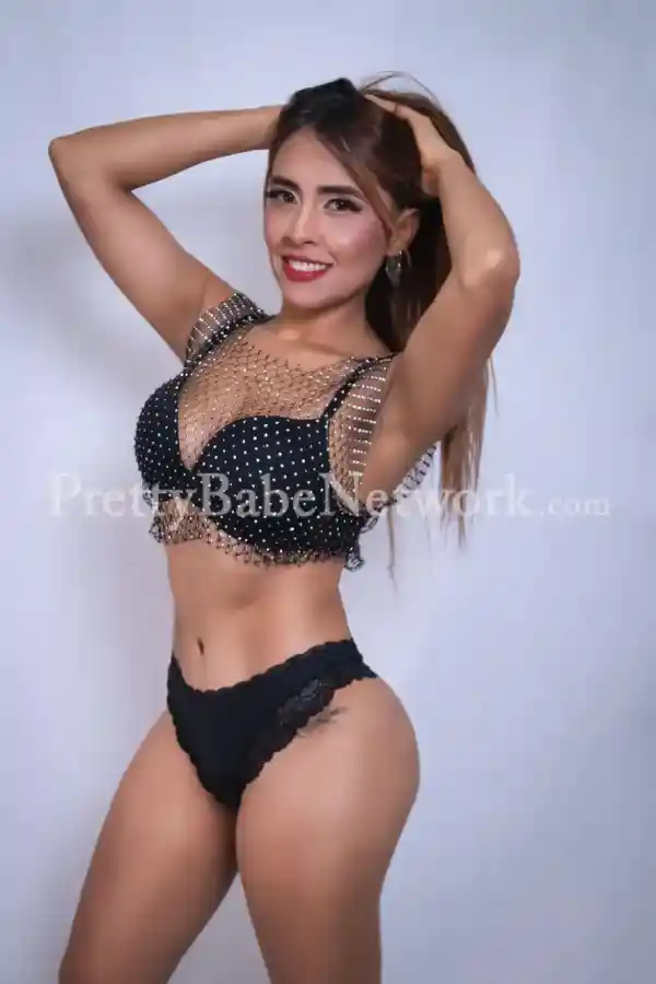 Luna Clark - Hot Colombian VIP Escort Girl in Sector 79 For Dominating Sex