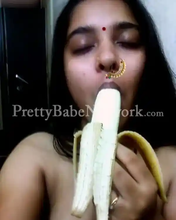 Bihari Bhabhi Sheetal - Experienced Noida Housewife Escort in Sector 39